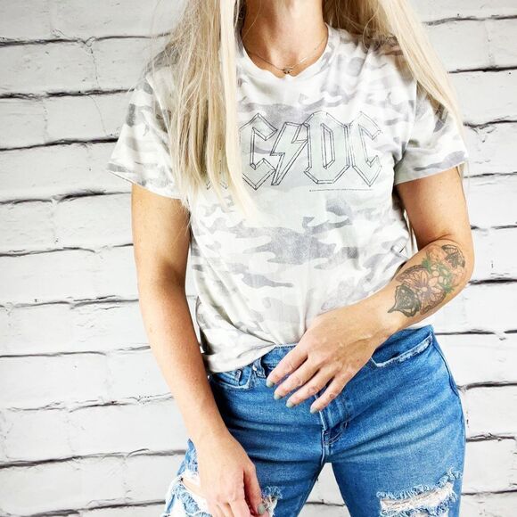 COPY - AC/DC camo graphic tee - Picture 1 of 6